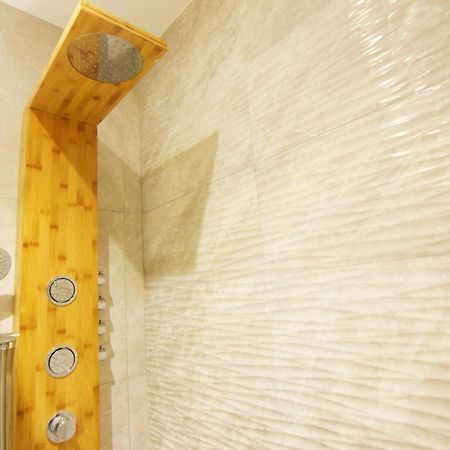 Paradise Luxurious Flat, Free Parking, 3 Double Rooms, Terrace, Jacuzzi, Fully Renovated San Sebastián Exterior photo