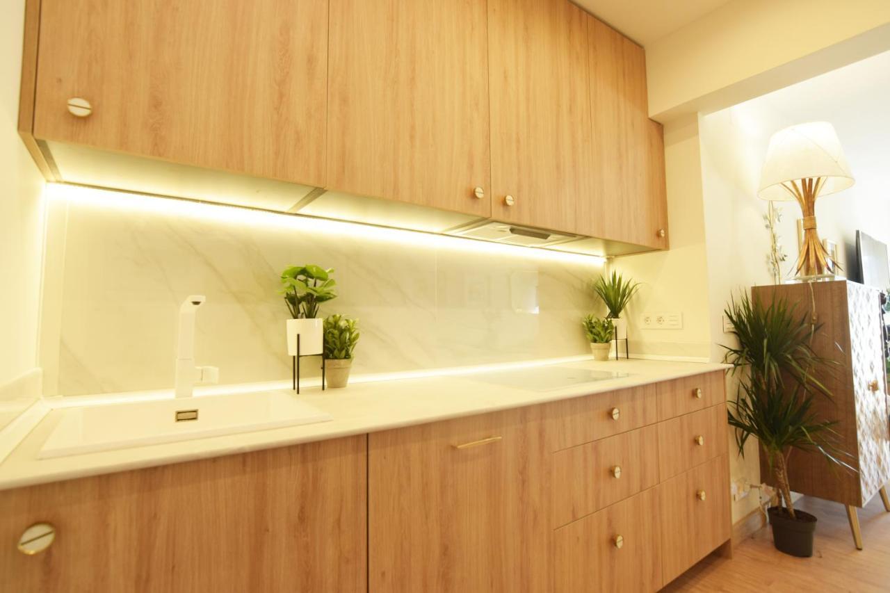 Paradise Luxurious Flat, Free Parking, 3 Double Rooms, Terrace, Jacuzzi, Fully Renovated San Sebastián Exterior photo
