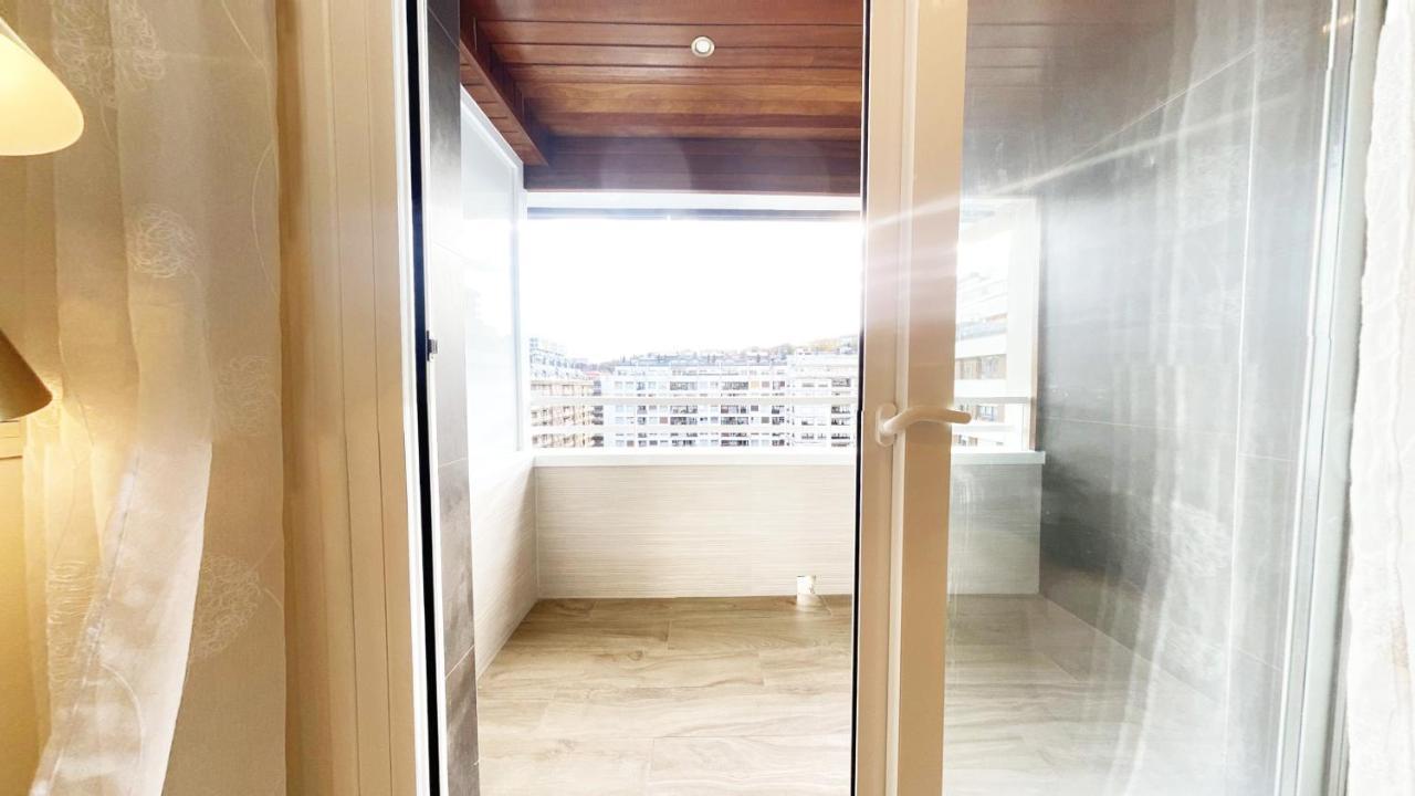 Paradise Luxurious Flat, Free Parking, 3 Double Rooms, Terrace, Jacuzzi, Fully Renovated San Sebastián Exterior photo