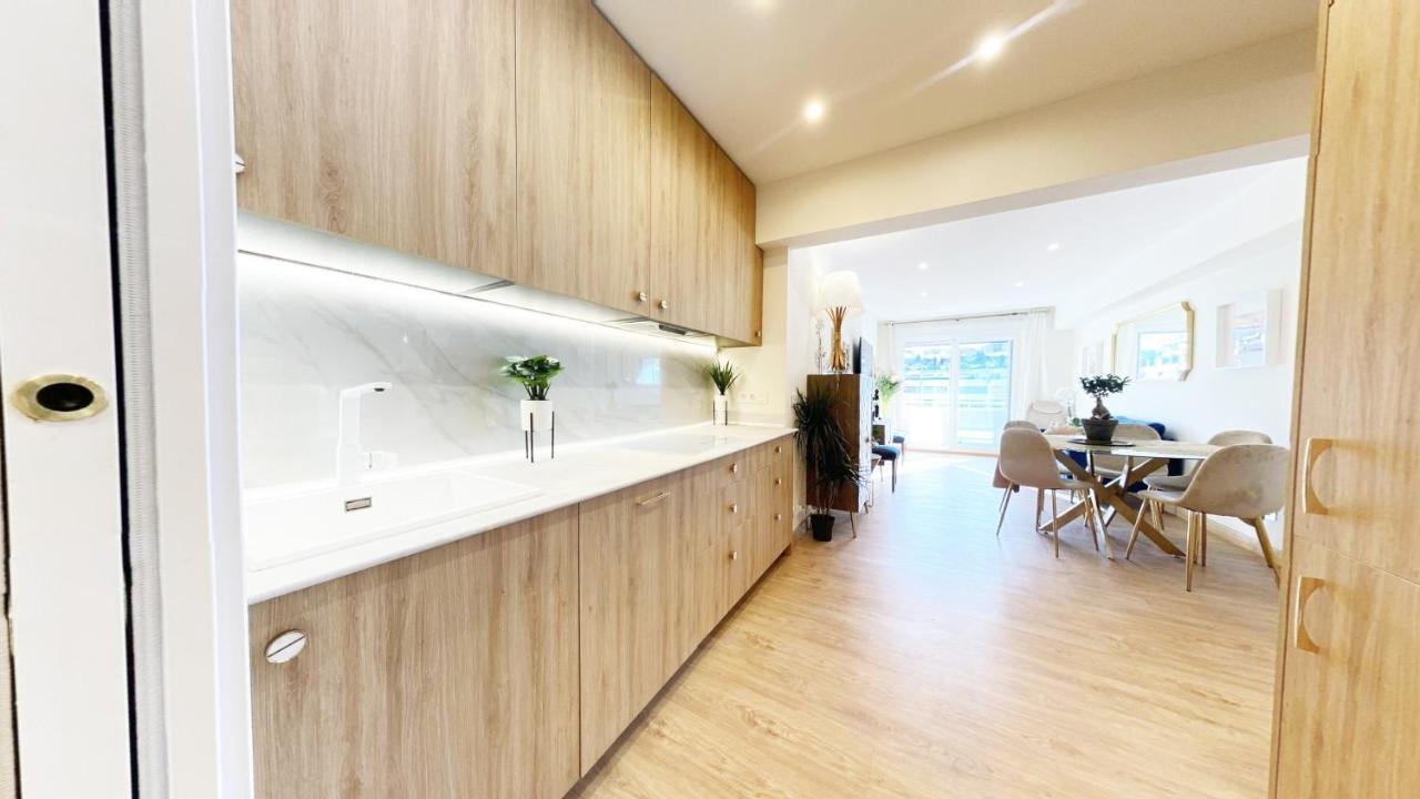 Paradise Luxurious Flat, Free Parking, 3 Double Rooms, Terrace, Jacuzzi, Fully Renovated San Sebastián Exterior photo