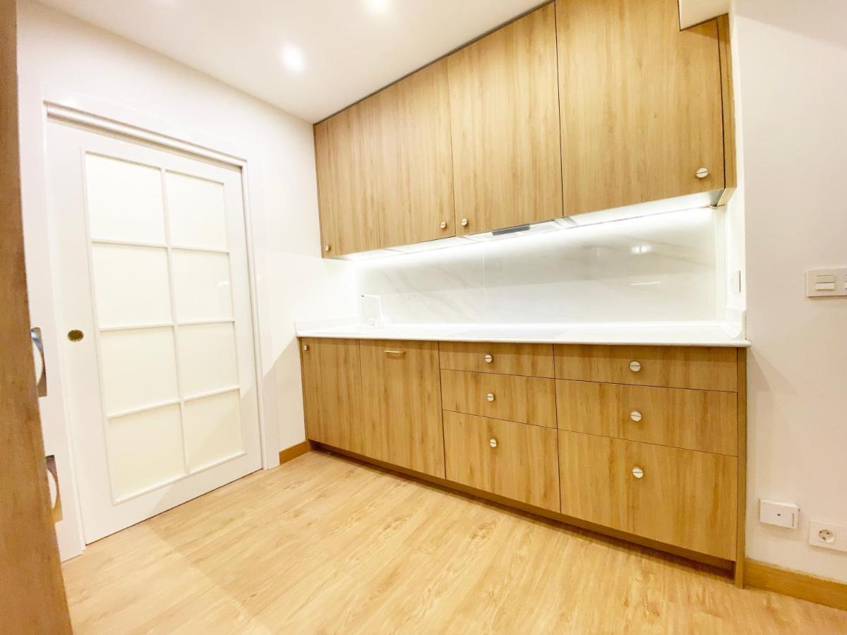 Paradise Luxurious Flat, Free Parking, 3 Double Rooms, Terrace, Jacuzzi, Fully Renovated San Sebastián Exterior photo